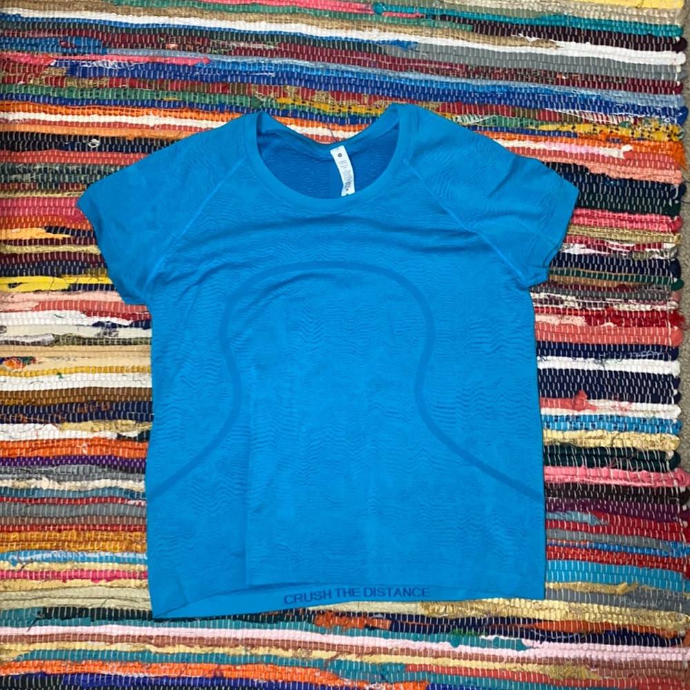NEVER WORN NEW LULULEMON SWIFTLY TECH
